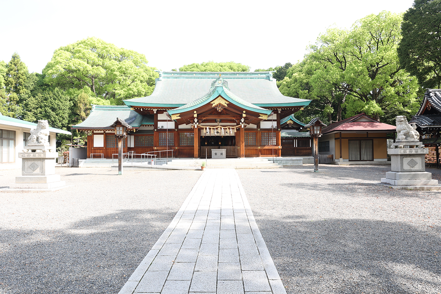 川原神社本堂